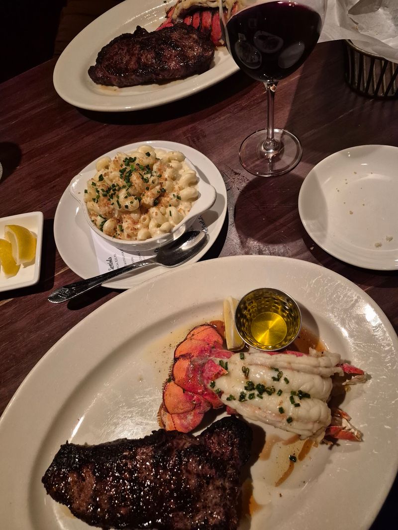 Harry's Savoy Grill - Wilmington