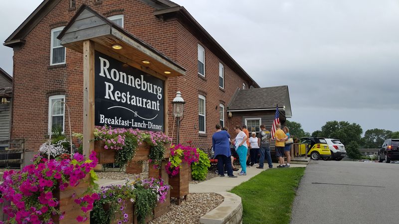Ronneburg Restaurant &ndash; Amana