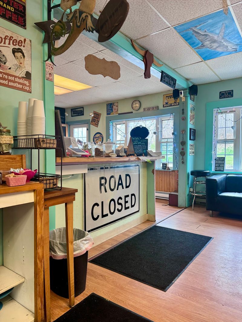 Taste Small-Town Comfort in Bantam