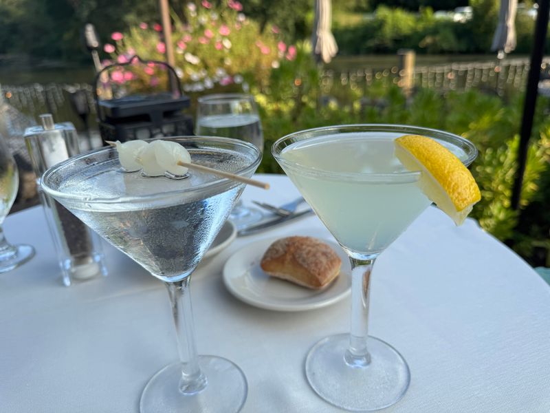 Drinks and Mocktails That Keep Everyone Included