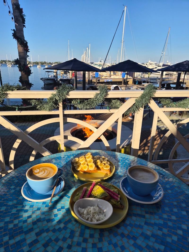 Gilbert's Coffee Bar - Stuart