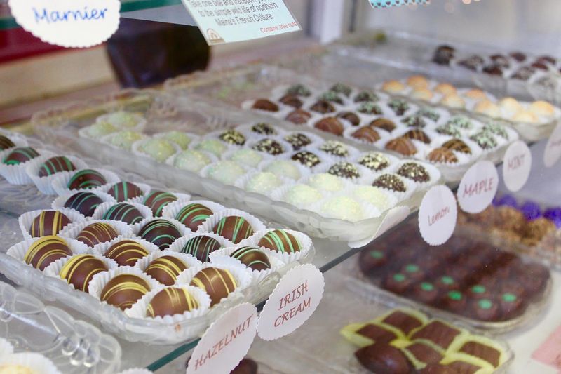 The Chocolate Shell - Old Saybrook, Middlesex County