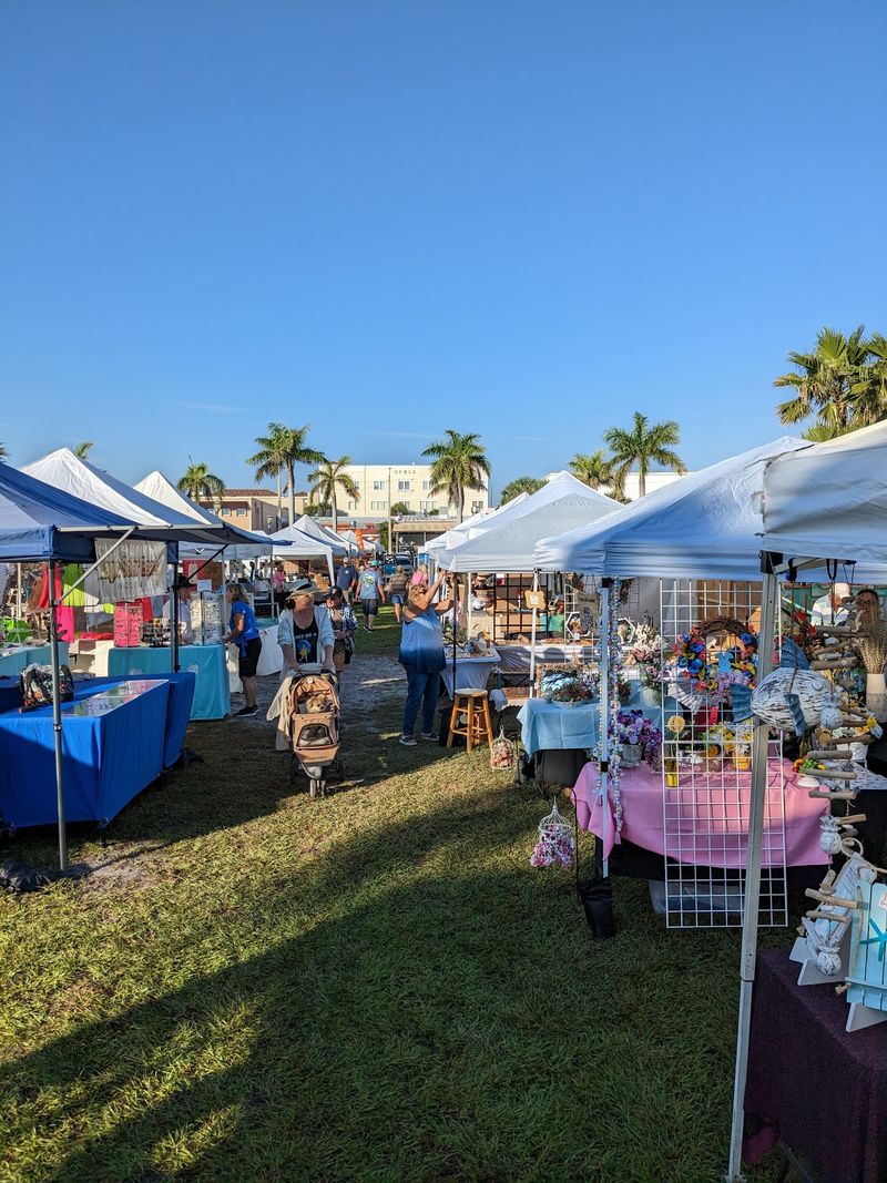 Downtown Farmers' Market of Fort Pierce - Fort Pierce