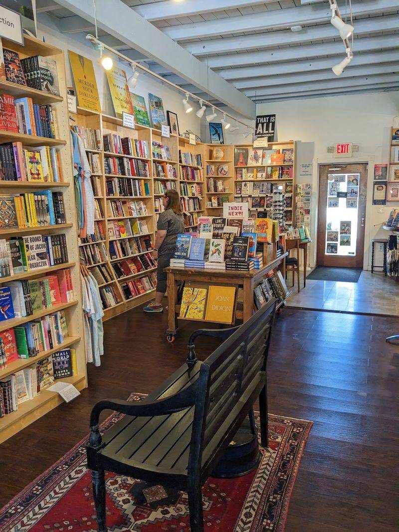 The Cozy Reading Nooks That Make You Want to Stay