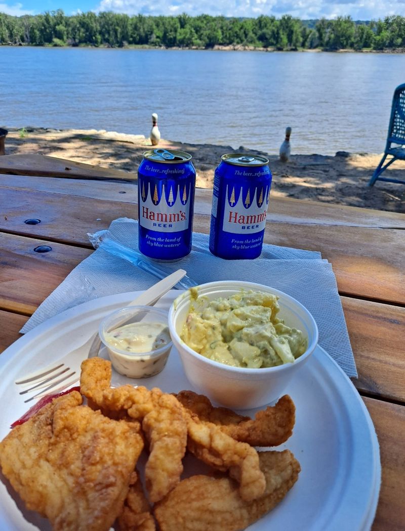 A Mississippi View Served With Lunch