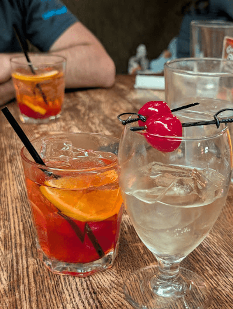 Brandy Old Fashioneds Keep the Tradition Pouring