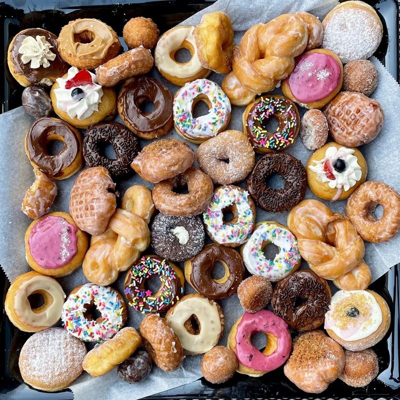 Good Company Doughnuts & Cafe - Ballston - Arlington