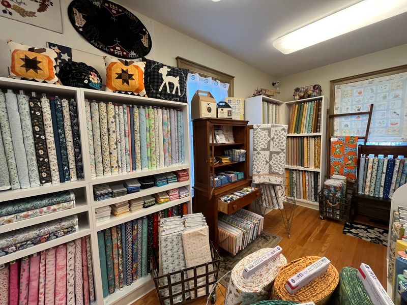 The Yankee Quilter - Wallingford
