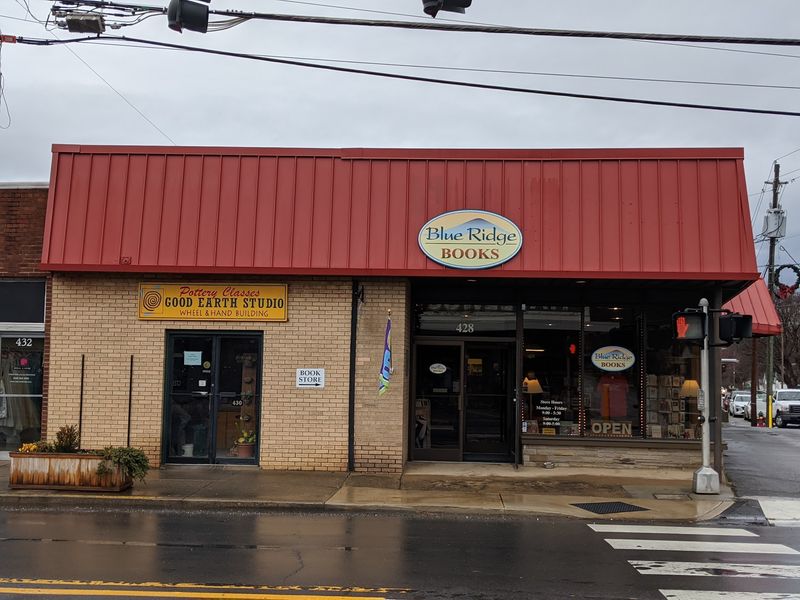 Blue Ridge Books - Waynesville