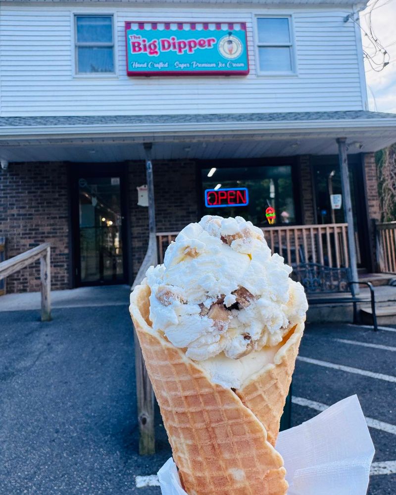 Retro Treats at The Big Dipper Ice Cream Parlour