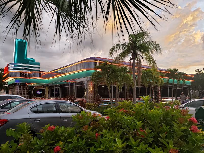 Mel's Diner - Bonita Springs, Bonita Springs