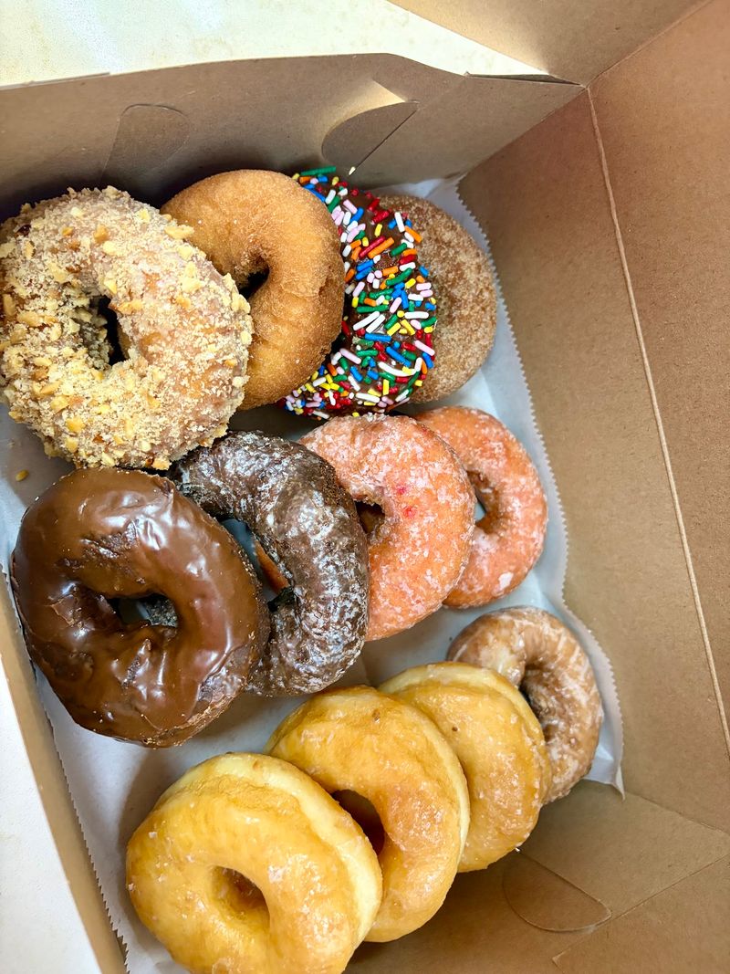 Old-School Donuts Keep Locals Coming Back