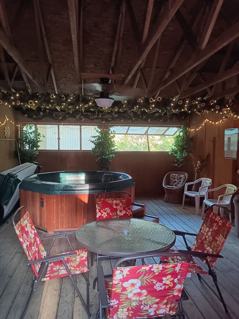 Hide-A-Way Cottages - Brookville