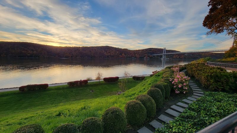 Walkway Over the Hudson and Poughkeepsie - A Nearly Free Day Trip