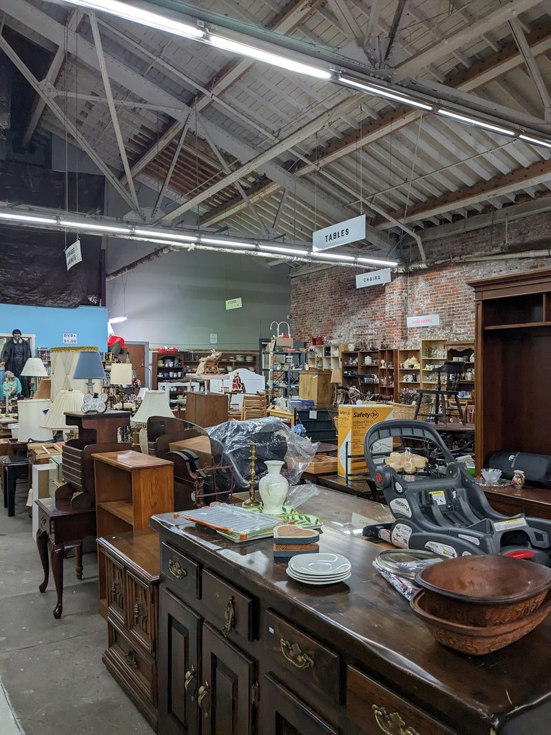 St. Vincent de Paul Mission Thrift Store, Waterbury