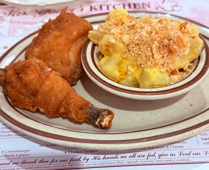 Mrs. Yoder's Kitchen - Mount Hope
