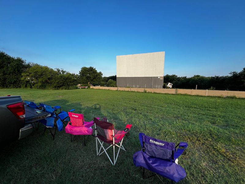 Galaxy Drive-In Movie Theatre - Ennis