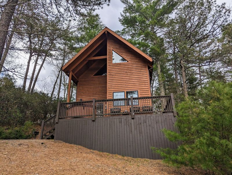 Scenic Drive Hideaway at Blue Ridge Parkway Cabin Rentals