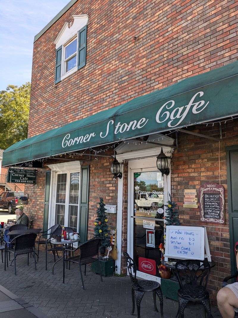 Ellijay - A Mountain Shopping Town With Apple Country Charm