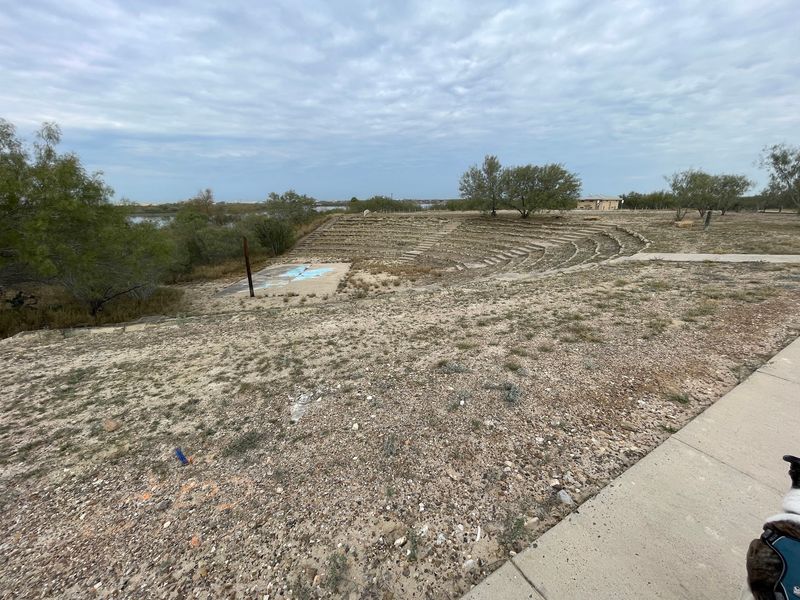 Lake Casa Blanca - Laredo