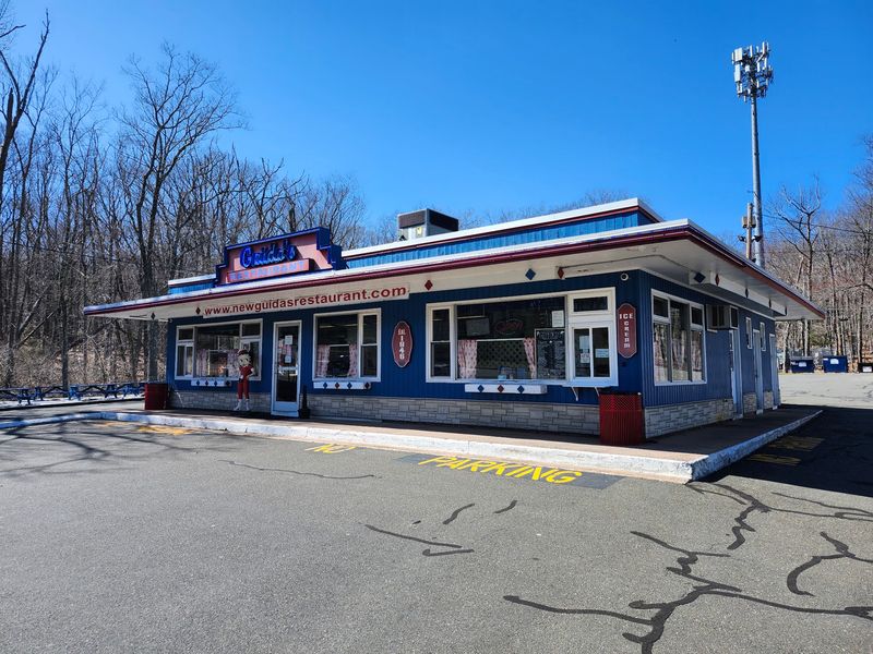 Guida's Restaurant - Middlefield