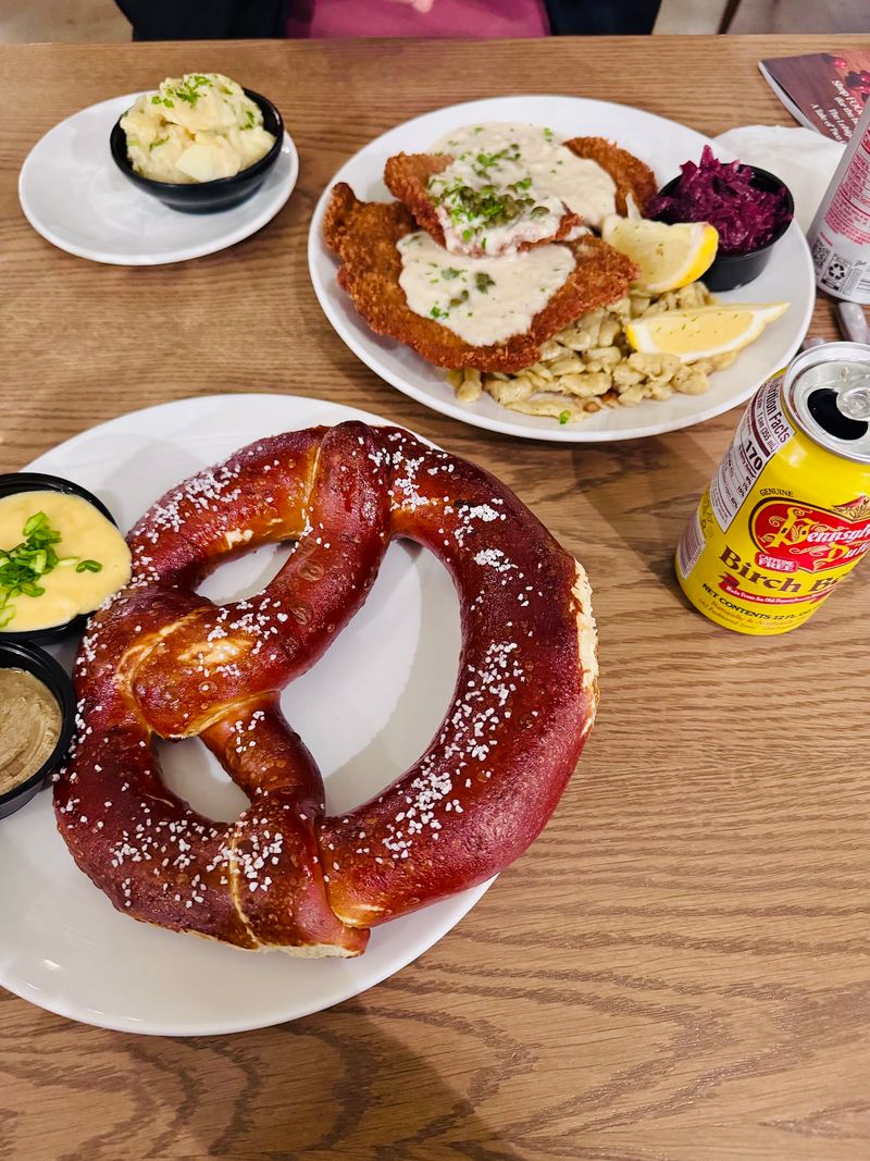 Cabbage Hill Schnitzel Haus (Lancaster)