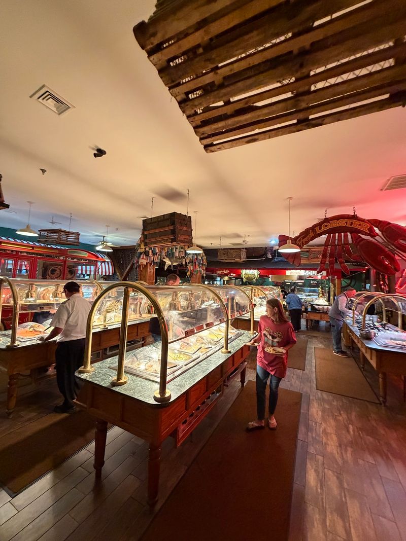 Service That Treats Buffet Dining Like Fine Dining