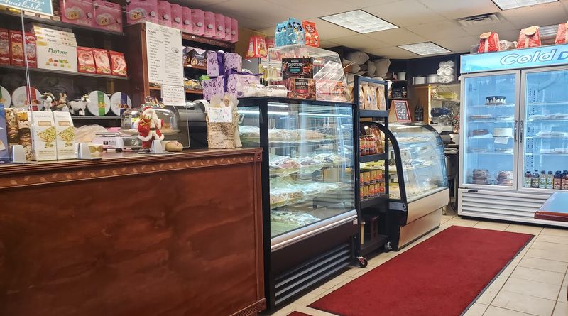 Milani Italian Pastry & Bakery (Northford)