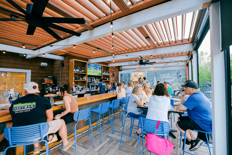 Red's Lakehouse &ndash; Lakeside Marblehead