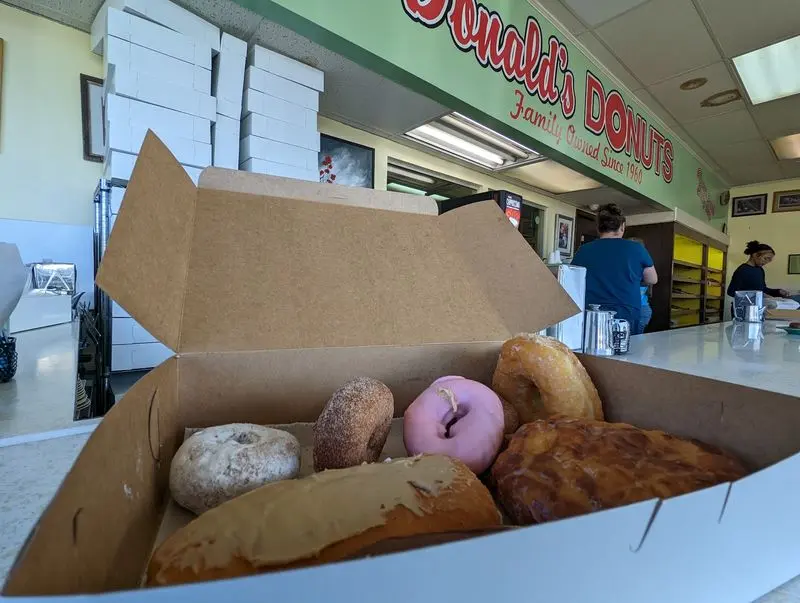Donald's Donuts, Zanesville