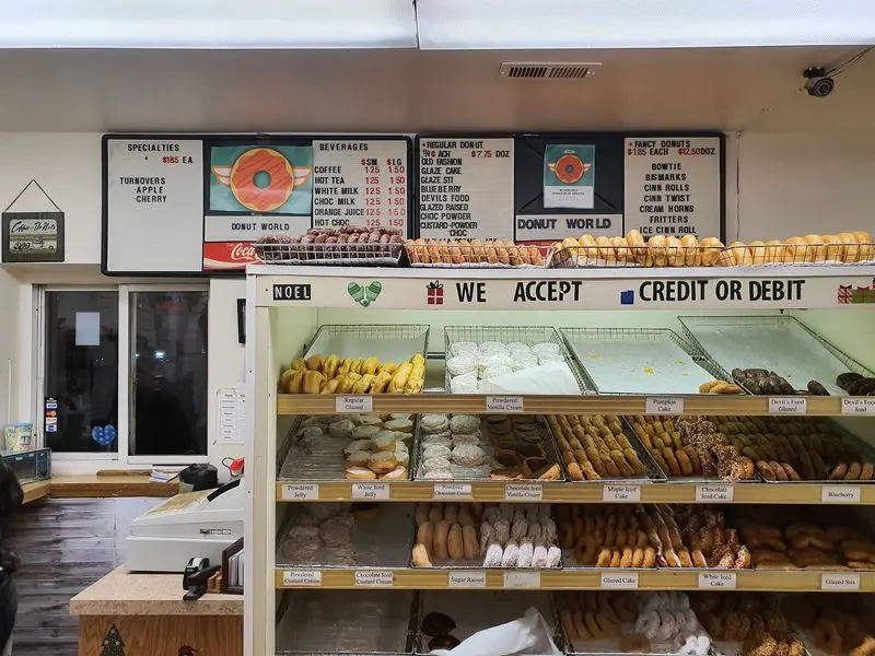Donut World, Lancaster