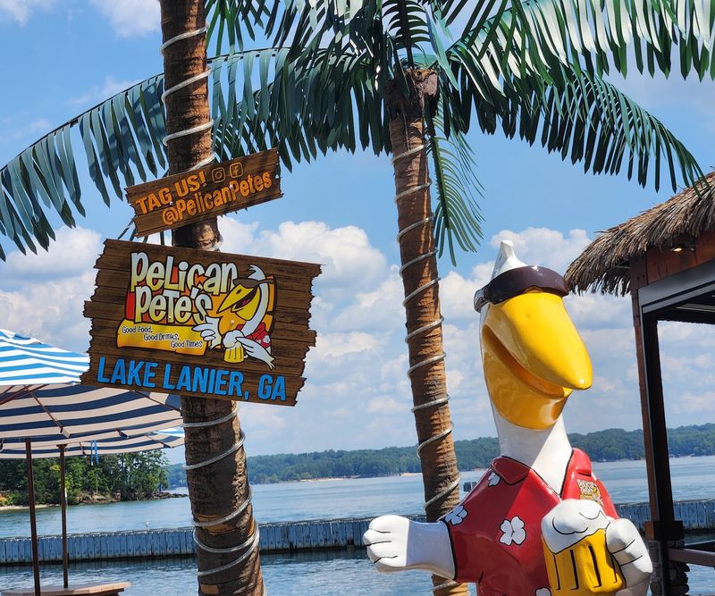 Tiki Decor Brings the Tropical Mood