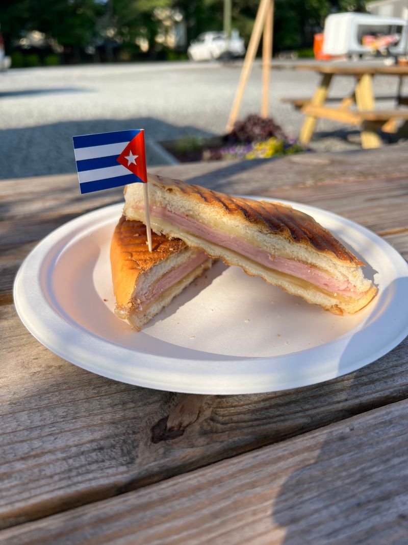 Havana Spin &ndash; Cary (Cuban)