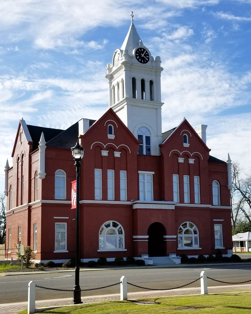 History Lingers in the County Seat Atmosphere