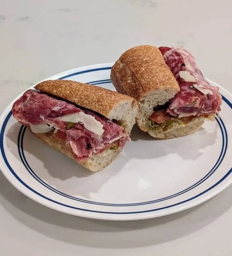 Luigi's Italian Deli, Groton, New London County