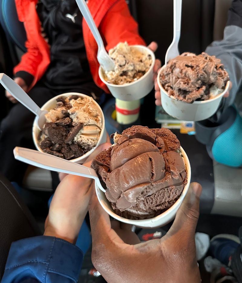 Dr. Mike's Ice Cream, Bethel, Fairfield County
