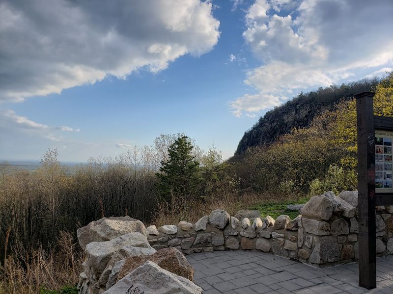 Scenic Overlook - Gardiner