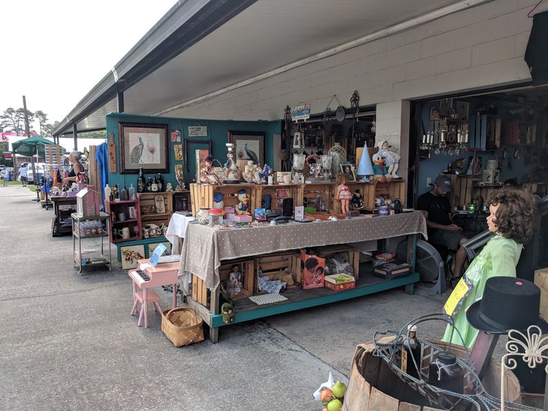 Ramona Flea Market - Jacksonville