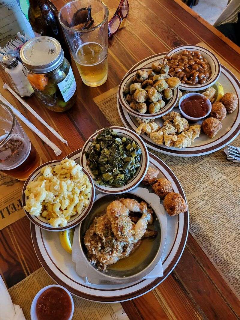 Marsh Landing Restaurant, Fellsmere