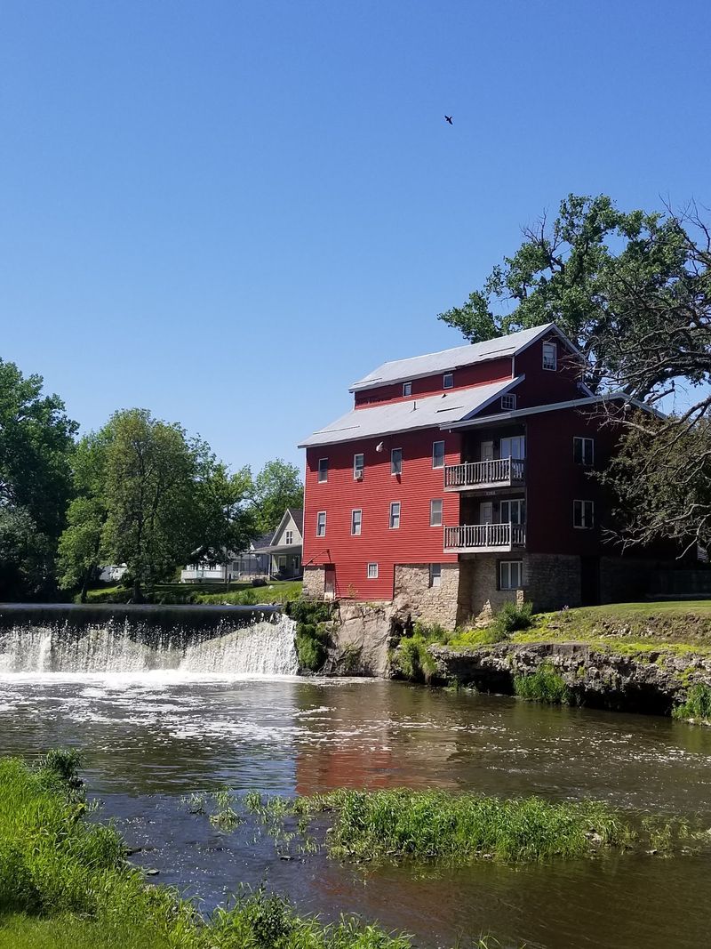 Fertile Mill - Fertile
