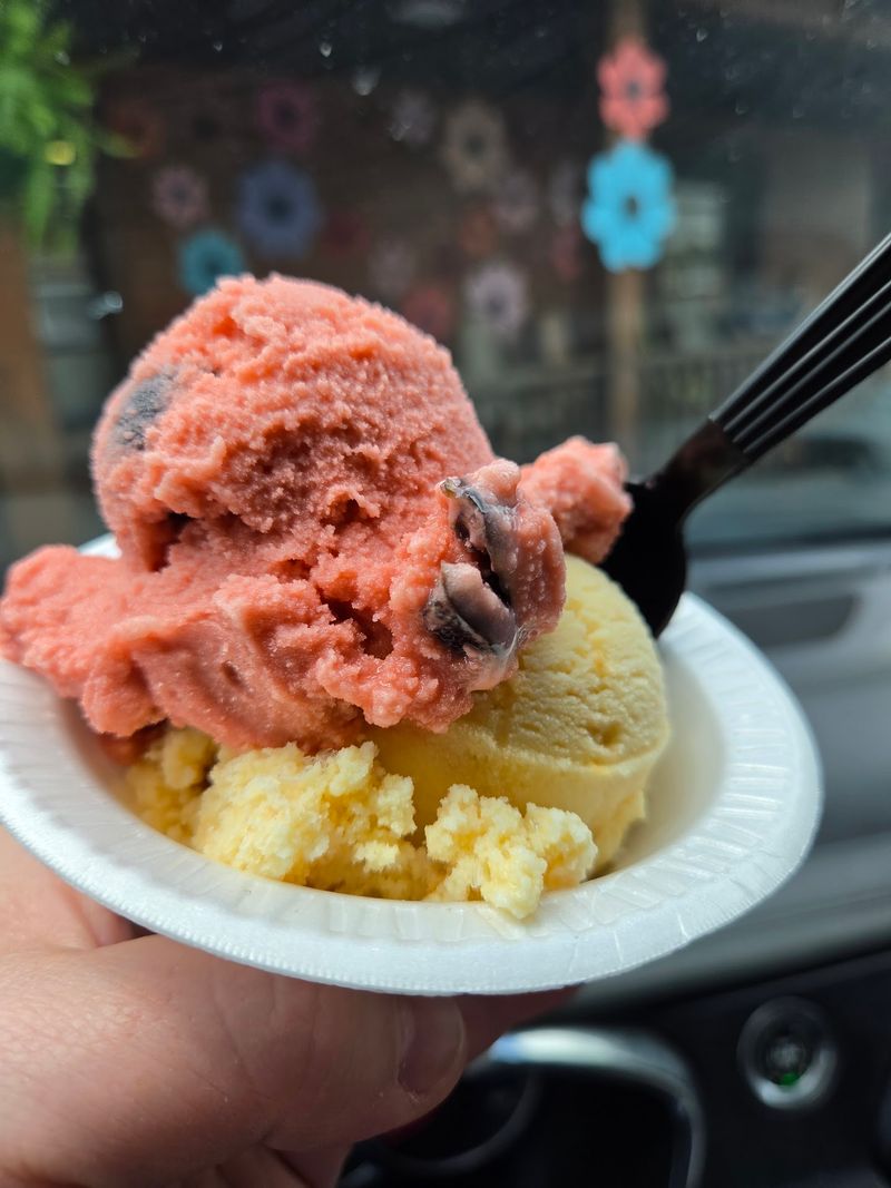 Schloneger's Old Fashioned Ice Cream LLC