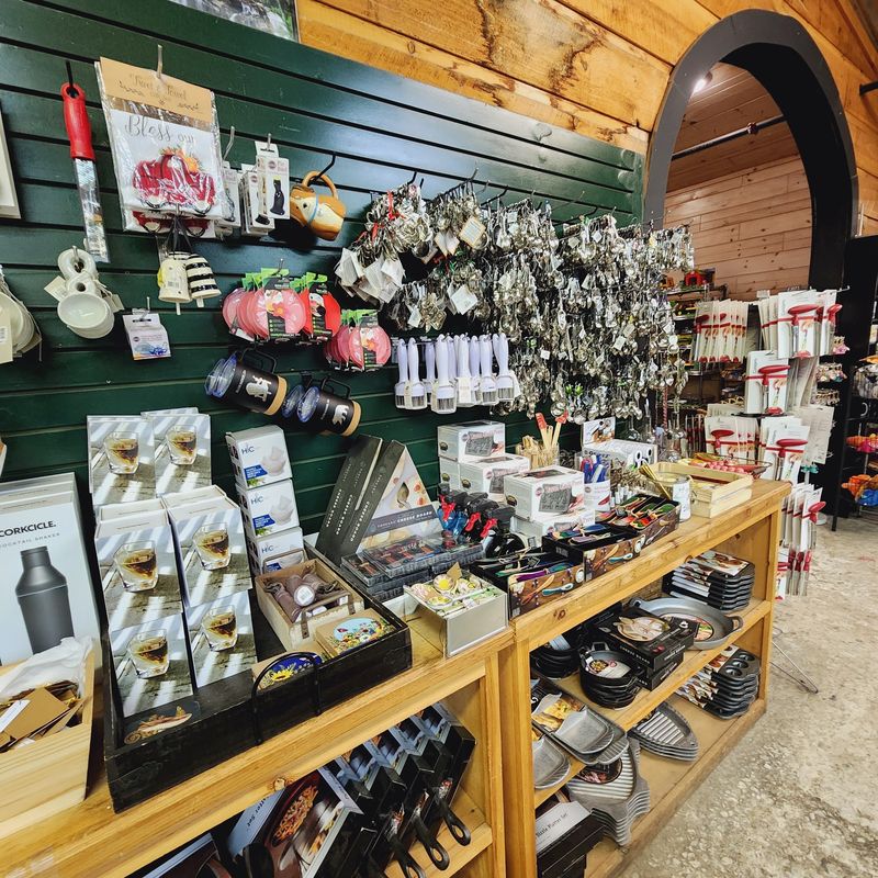A Market Packed With Take-Home Treasures