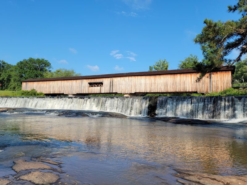 Watson Mill Bridge - Comer
