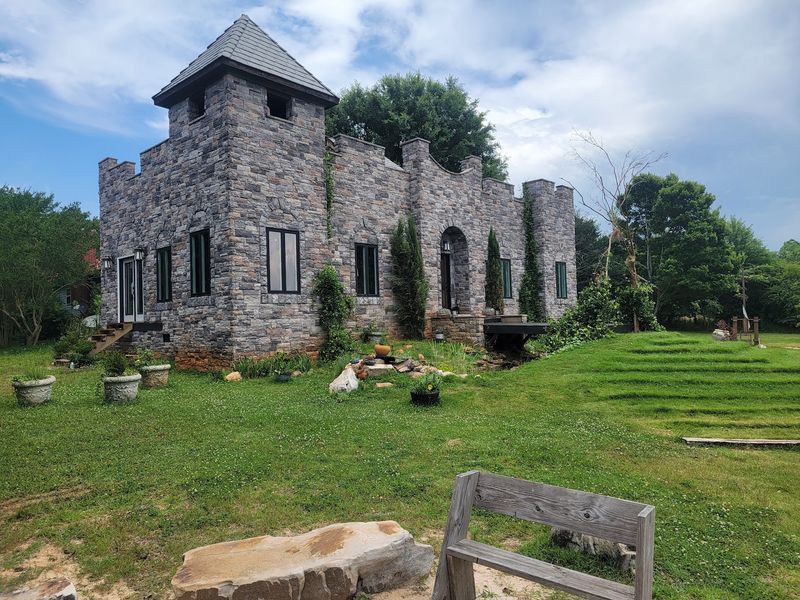RockHill Castle - Barnesville