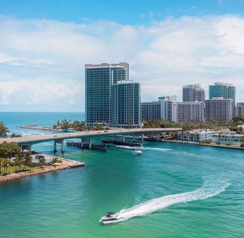 Bal Harbour in a Few Shiny Blocks
