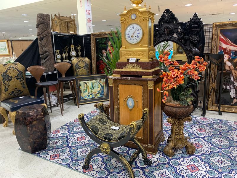 Scott's Antique Market - Monroe, Monroe County,
