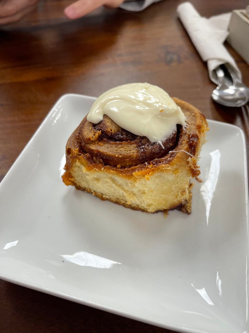 Sweet Oaks Bakery + Bistro (Collins)