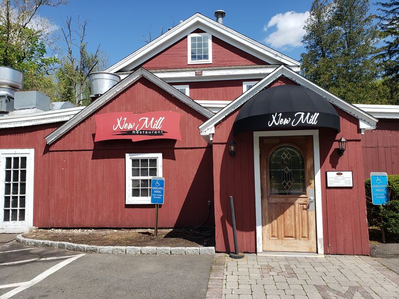 The New Mill Restaurant (Plantsville)