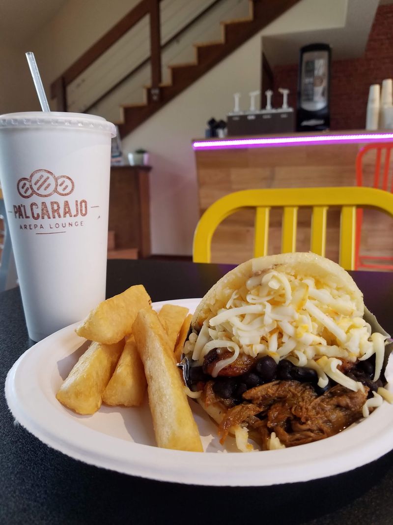 Pa'l Carajo Arepa Lounge - Virginia Beach