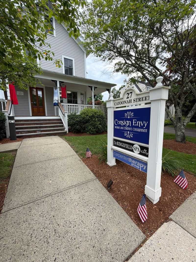 Consign Envy, Ridgefield